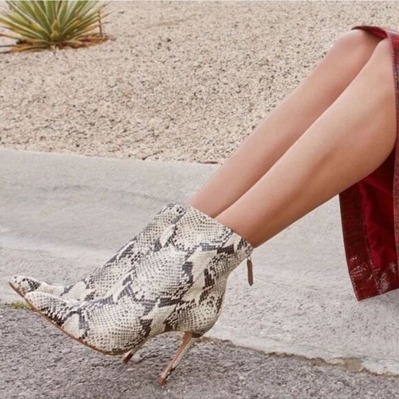 SHOEDAZZLE POINTED TOE STILETTOS BACK ZIPPER CLOSURE WOMEN"S HEELED ANKLE BOOT - Picture 14 of 14